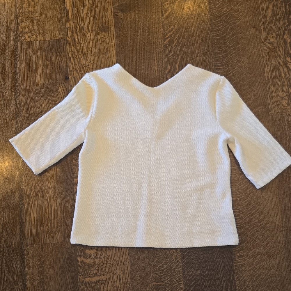 Ann Taylor V-Neck Textured Top - Picture 5 of 7